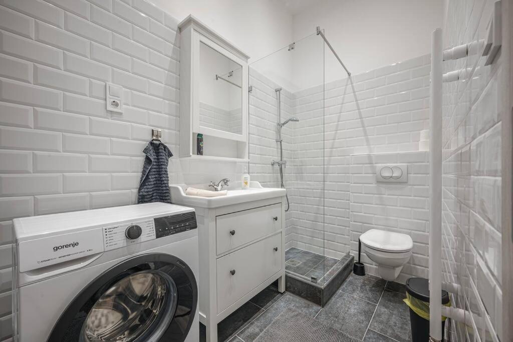 Dual 2br Comfort Escape With 2 Bathroom By Nw Apartamento Budapest