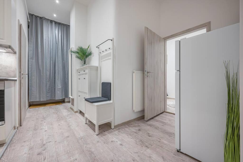Dual 2br Comfort Escape With 2 Bathroom By Nw Apartment