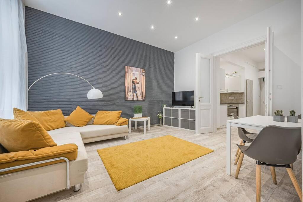 Apartment Dual 2br Comfort Escape With 2 Bathroom By Nw Budapest